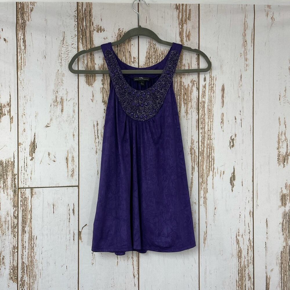 IZ Byer California Beaded Collar Tank, Size Large. Great condition!